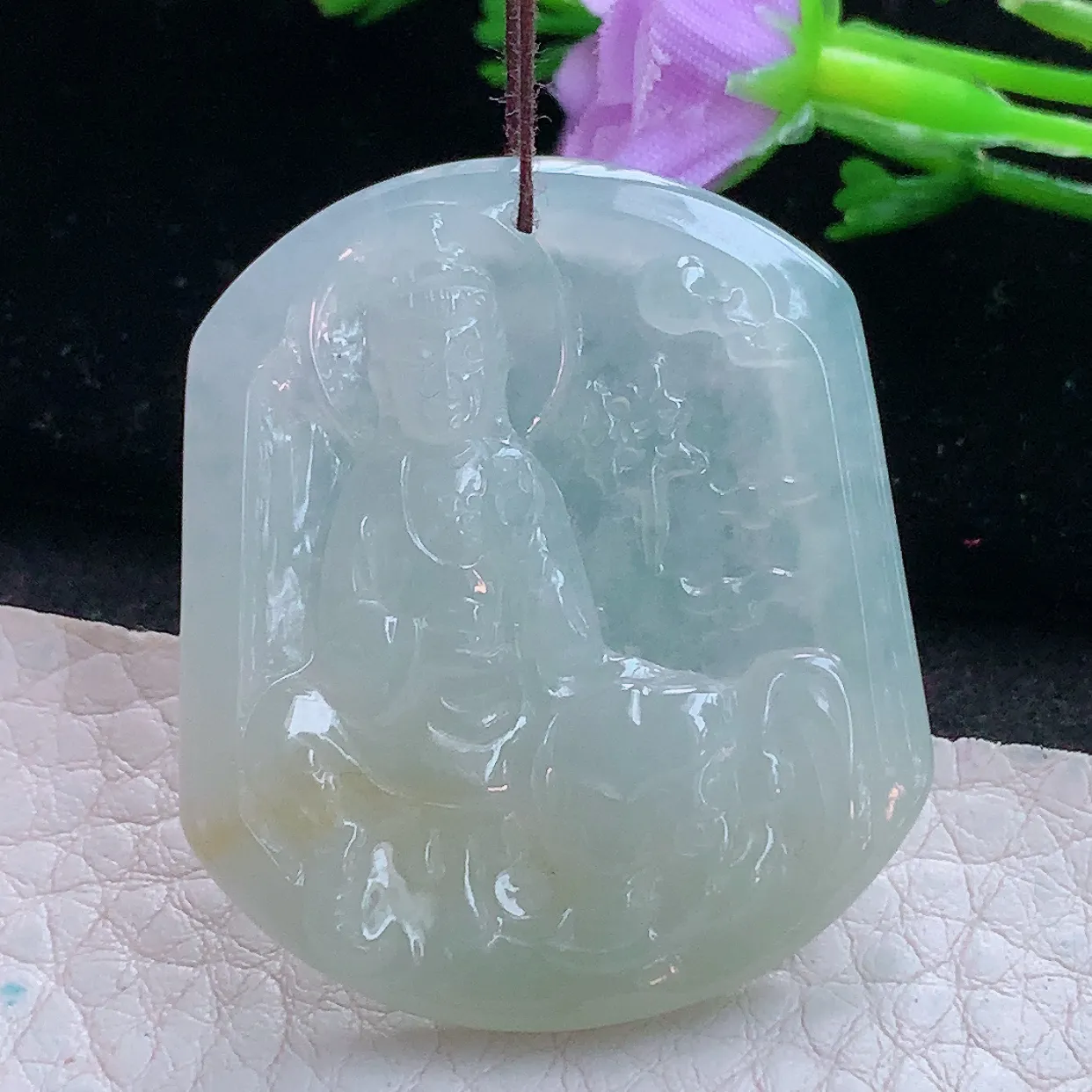 kh实拍38.6*33.5*4.4缅甸翡翠俏色普贤观音菩萨吊坠，守护神