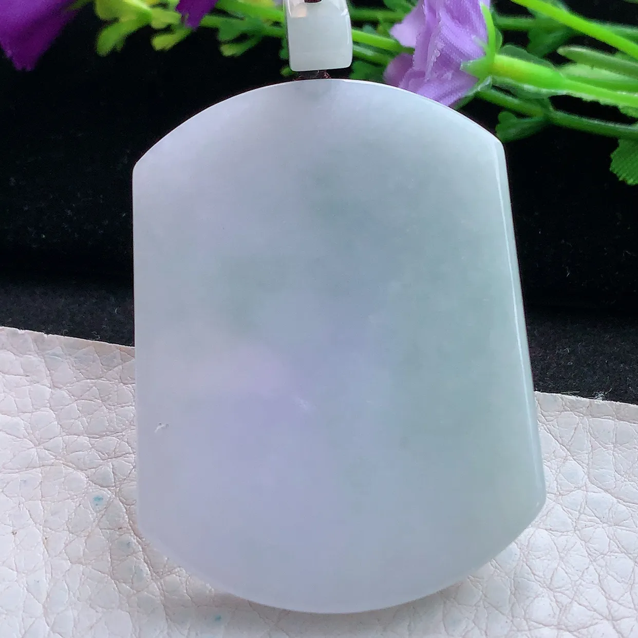 zen实拍54*41*6.2天然缅甸翡翠淡紫平安无事牌吊坠