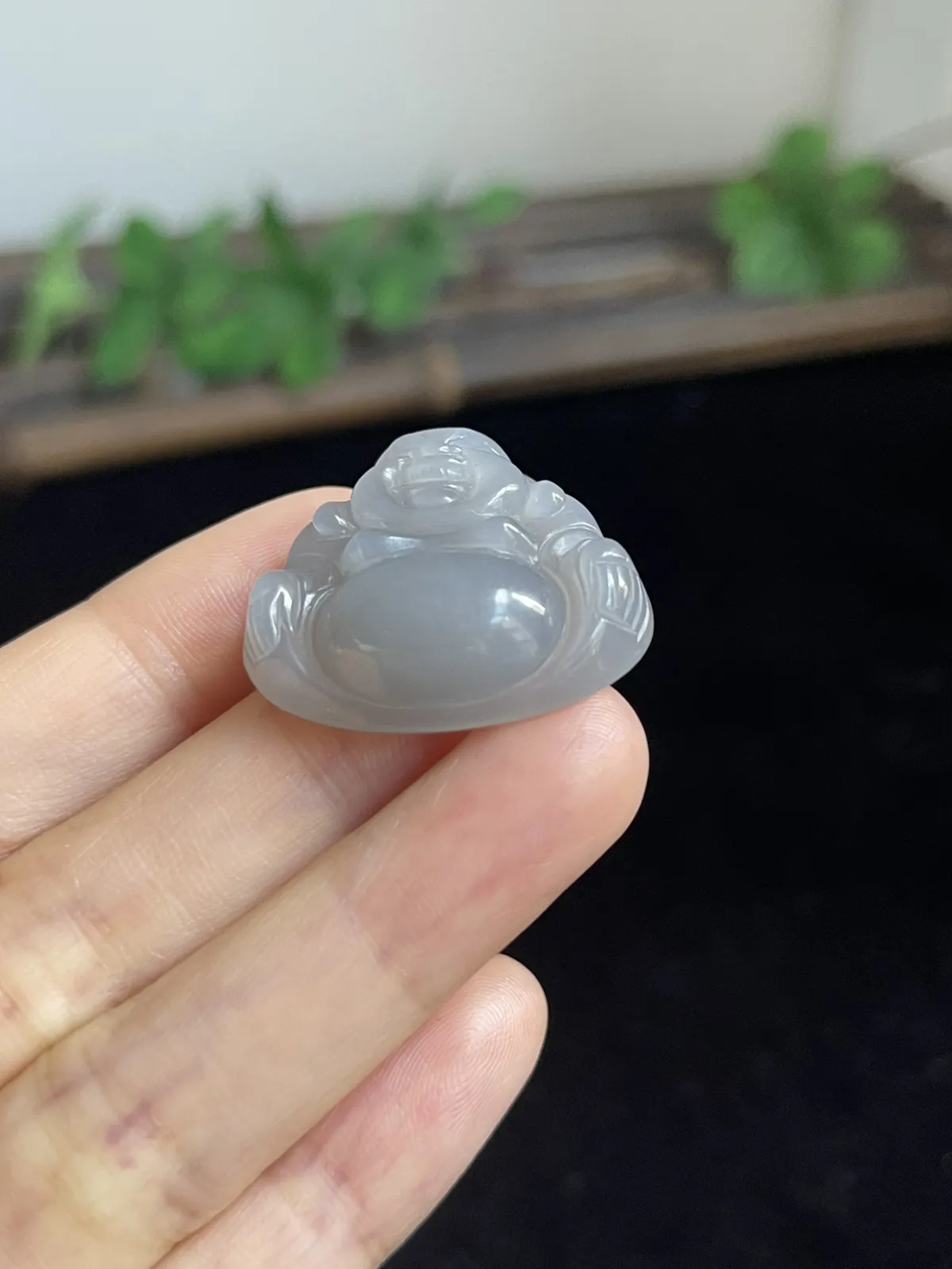 浅烟紫佛公，和田玉挂坠