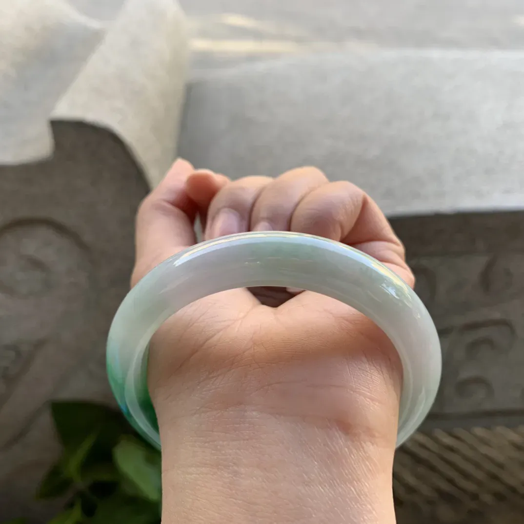 大圈口 58.9-11.9-8.6【辣绿正圈手镯】正圈58 59可戴