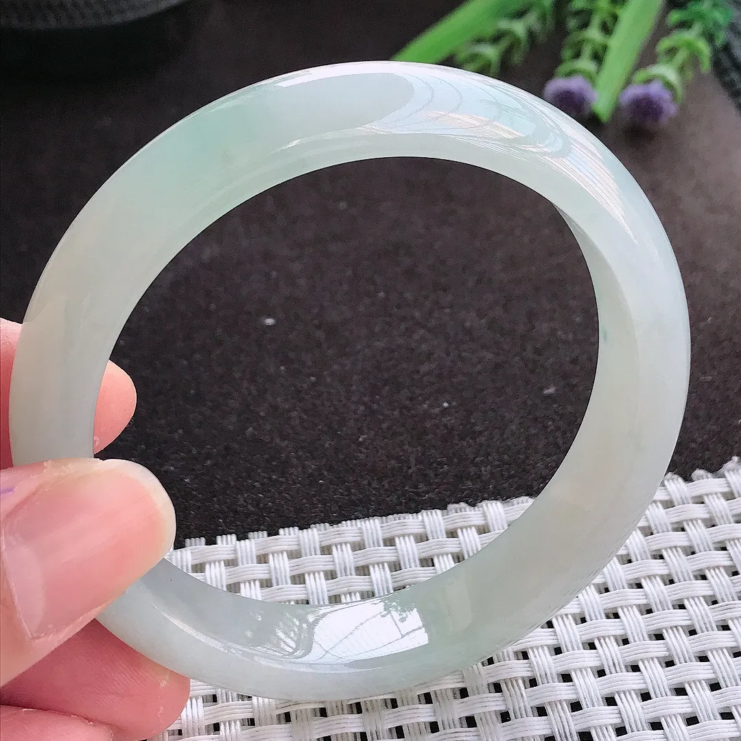 实拍翡翠A货58/13.1/8老坑冰胶水灵冰晴手镯翡翠玉镯女款百搭