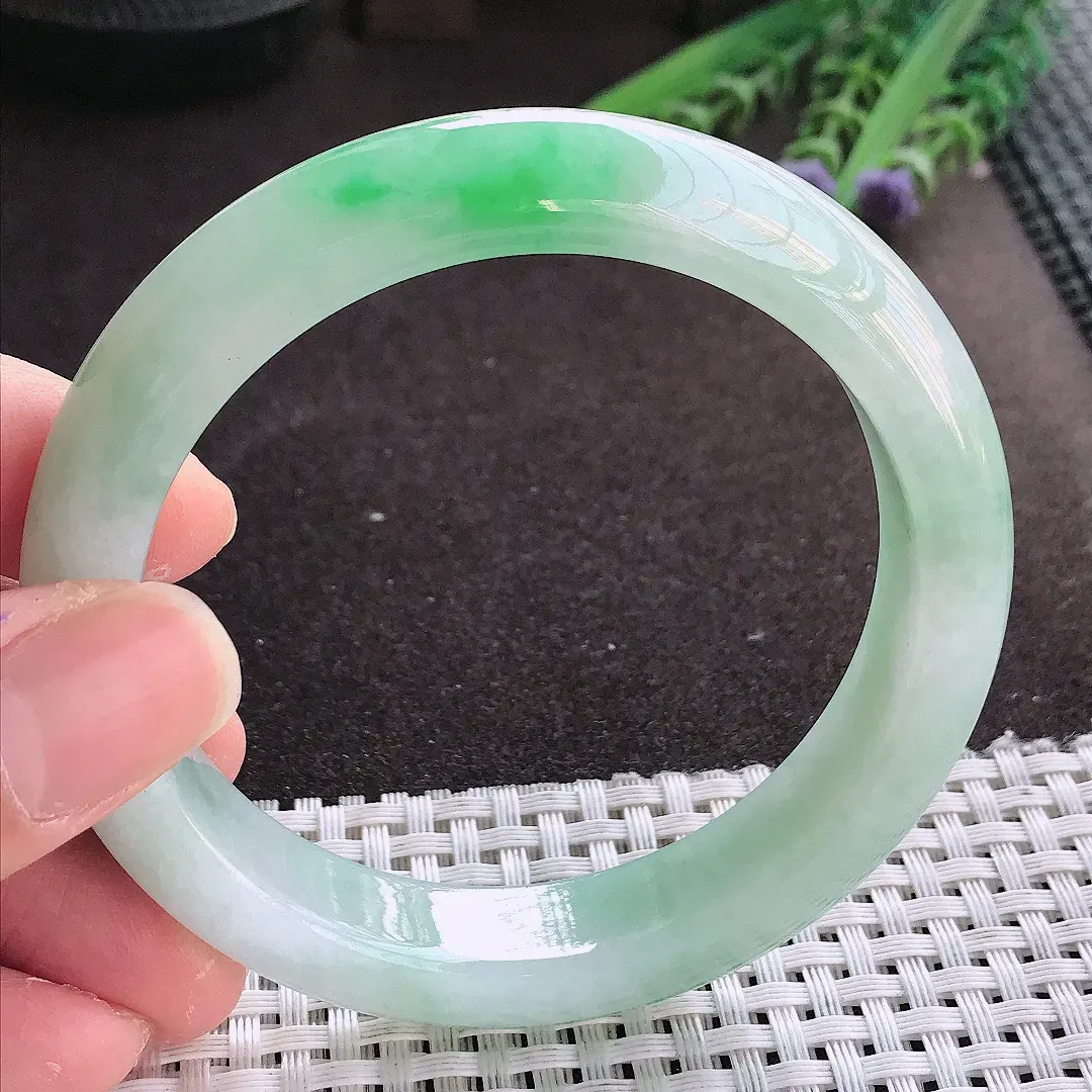 实拍翡翠A货59.5/12.9/9老坑冰润起胶飘阳绿手镯翡翠玉镯女款百搭