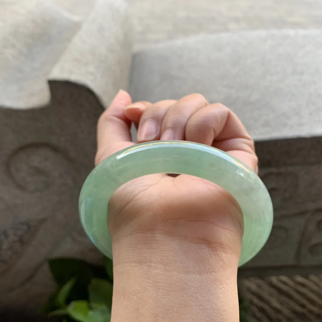 圈口55.8-11.8 【冰绿圆条手镯】圆条55 56可戴