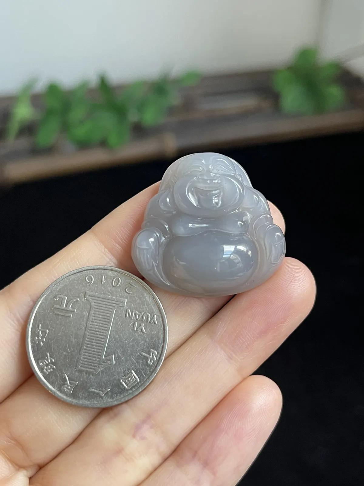 浅烟紫佛公，和田玉挂坠