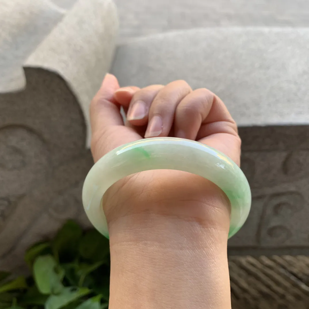 圈口55.7-13.1-8.8 【飘阳绿正圈手镯】正圈55 56可戴