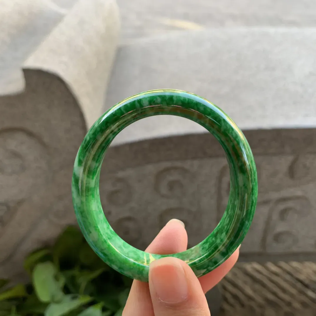 小圈口52.5-46.5-11.8-8.3 【满绿贵妃手镯】贵妃52 53可戴