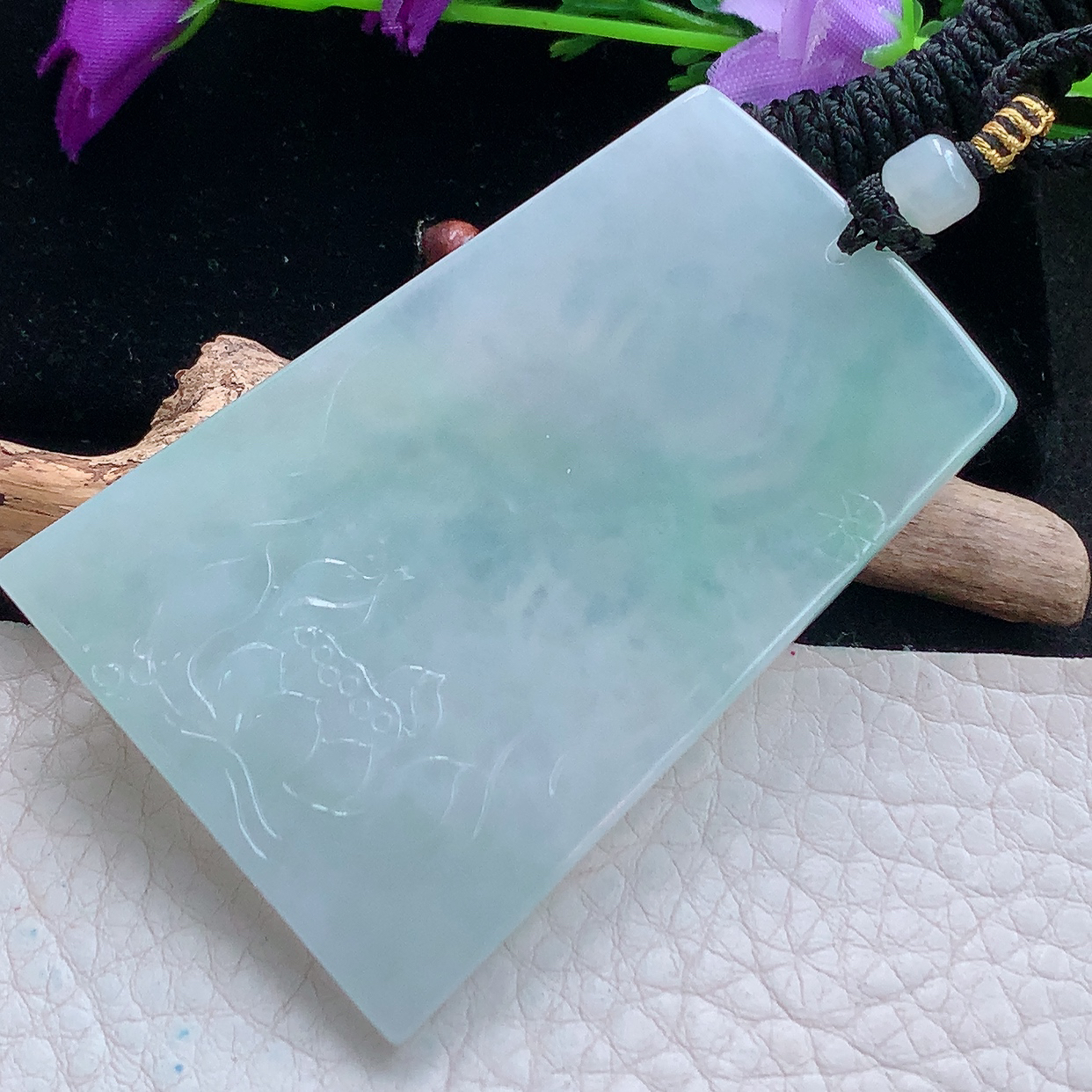 yl实拍64.8*43.8*6.5缅甸翡翠精雕千手观音牌菩萨吊坠 生肖守护神