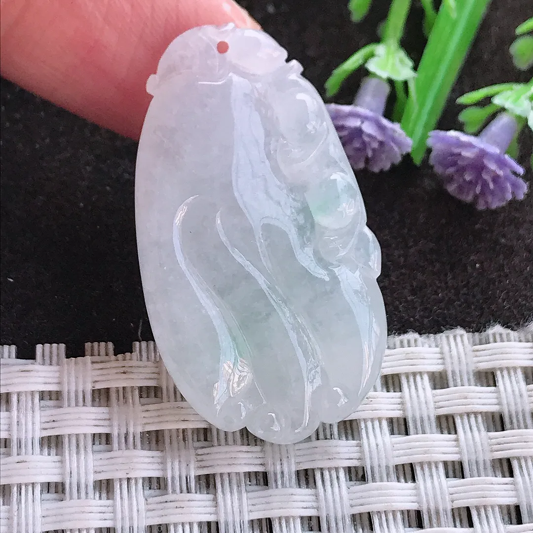 实拍A货翡翠35.7/20.2/5.8老坑秀气温润佛手瓜福瓜吊坠翡翠挂件