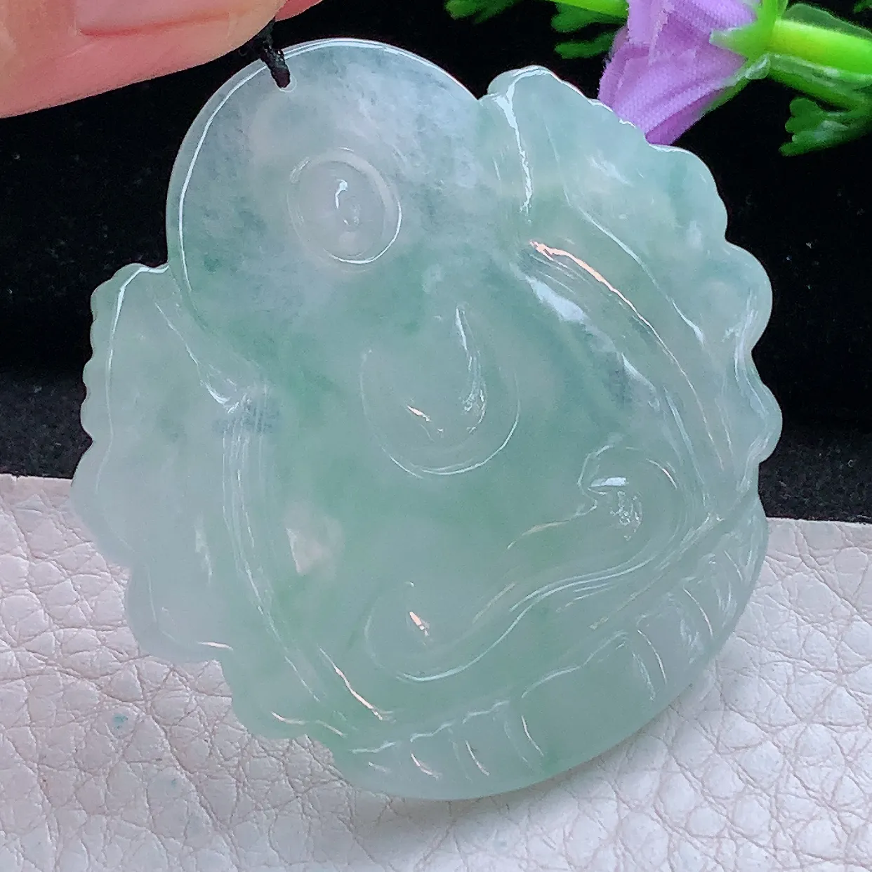 kh实拍51.6*51*6缅甸翡翠精雕花开见佛玉坠 坐莲观音菩萨