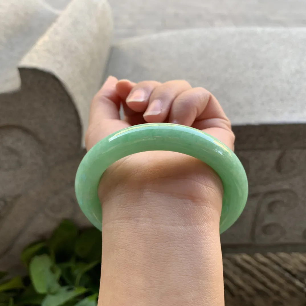 圈口56.8-11.4 【满绿圆条手镯】圆条56 57可戴
