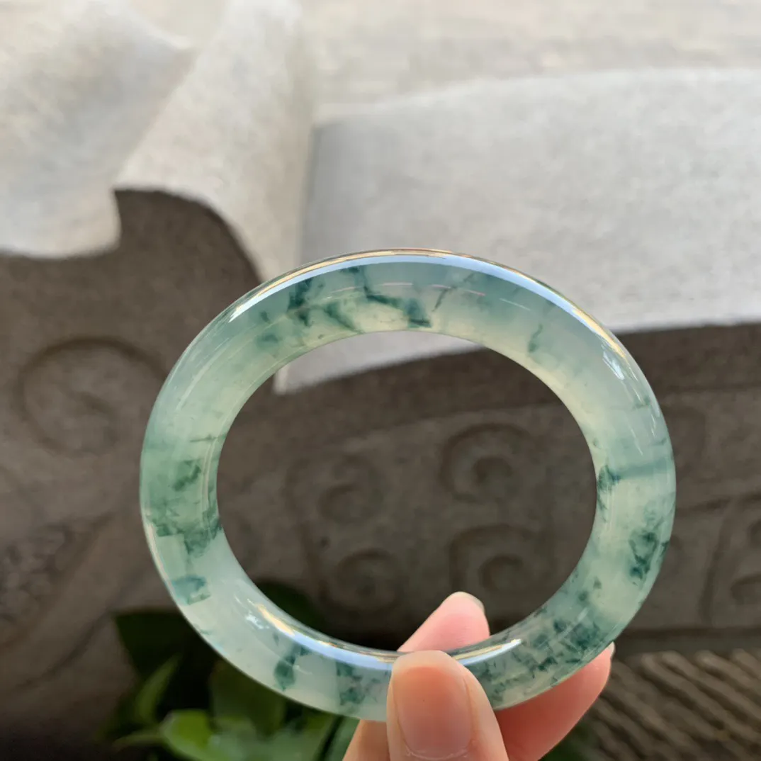 圈口  55.8-10.7【高冰飘花圆条手镯】圆条55 56可戴