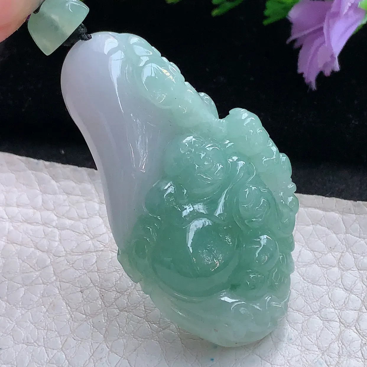 lz实拍54.6*32*11.3缅甸翡翠精雕冰透双彩逍遥佛公吊坠 童子戏佛玉坠