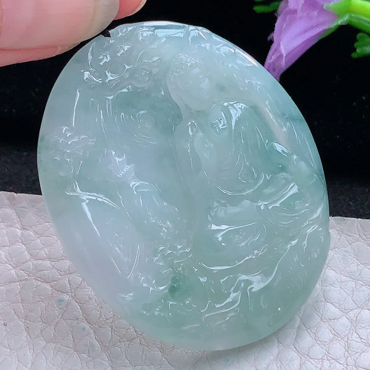 kh实拍52*44*5.8缅甸翡翠精雕阿弥陀佛玉坠 生肖守护神