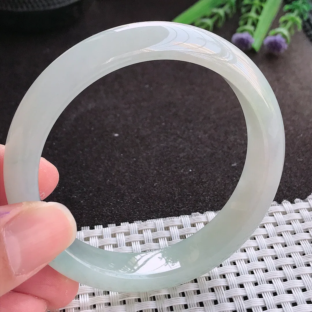 实拍翡翠A货58/13.1/8老坑冰胶水灵冰晴手镯翡翠玉镯女款百搭