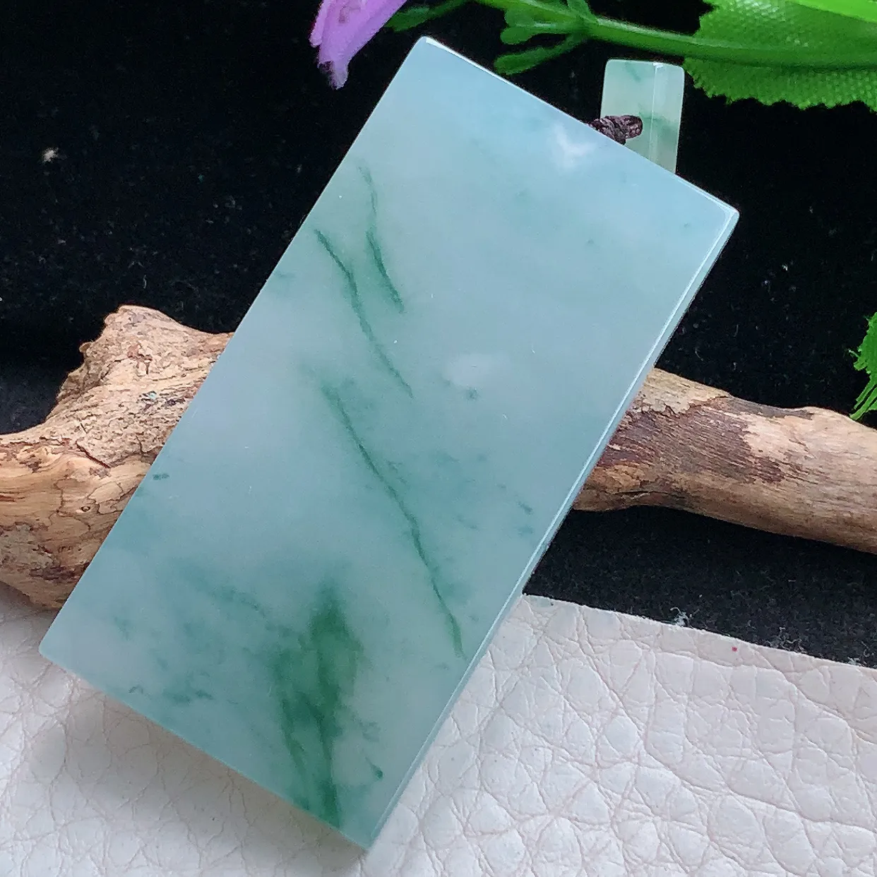 lz实拍53.6*27.5*5缅甸翡翠精雕冰飘花平安无事牌吊坠 无字素面牌玉坠