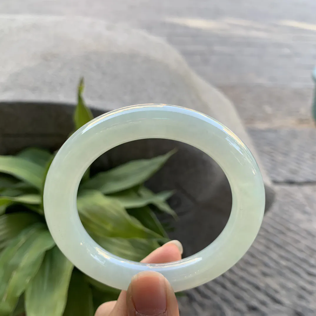 圈口55.2-11.1 【冰晴绿圆条手镯】圆条55 56可戴