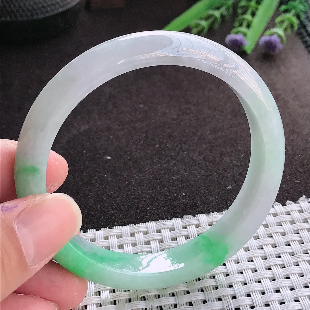 实拍翡翠A货58/11.5/7.8老坑精美飘阳绿手镯翡翠玉镯女款百搭