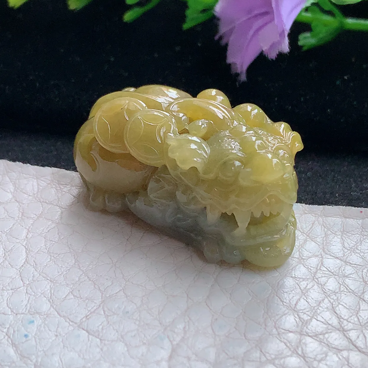 lz实拍37*18.3*17.5缅甸翡翠精雕黄翡貔貅吊坠 招财貔貅玉坠