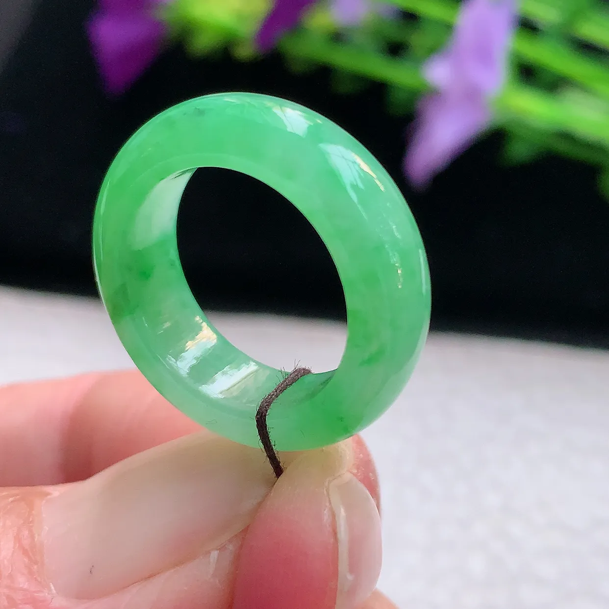 lz实拍16.8*6.6*4缅甸翡翠满绿戒指 16.8内径玉指圈女款戒圈指环