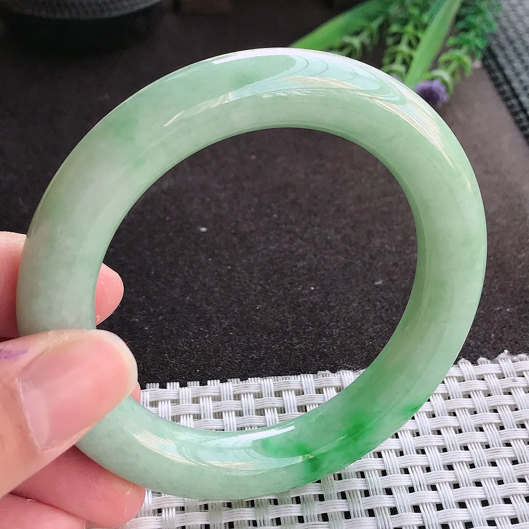 实拍翡翠A货56/11.3/11.5老坑精美温润满绿阳绿圆条手镯翡翠玉镯女款百搭
