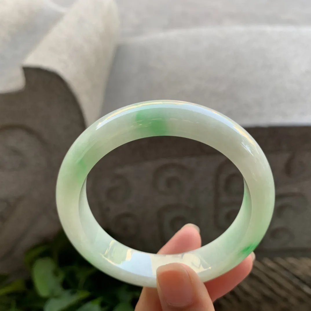 圈口55.7-13.1-8.8 【飘阳绿正圈手镯】正圈55 56可戴