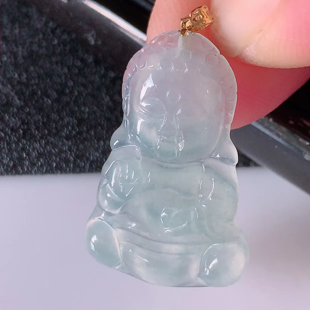 18K金镶嵌冰种翡翠保平安宝宝佛吊坠，一生平安，玉质莹润，佩戴佳品，#49.10