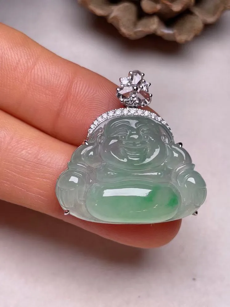 冰种飘绿佛公吊坠、真金真钻镶嵌，种水好，玉质细腻 .裸石尺寸 27.2*19.5