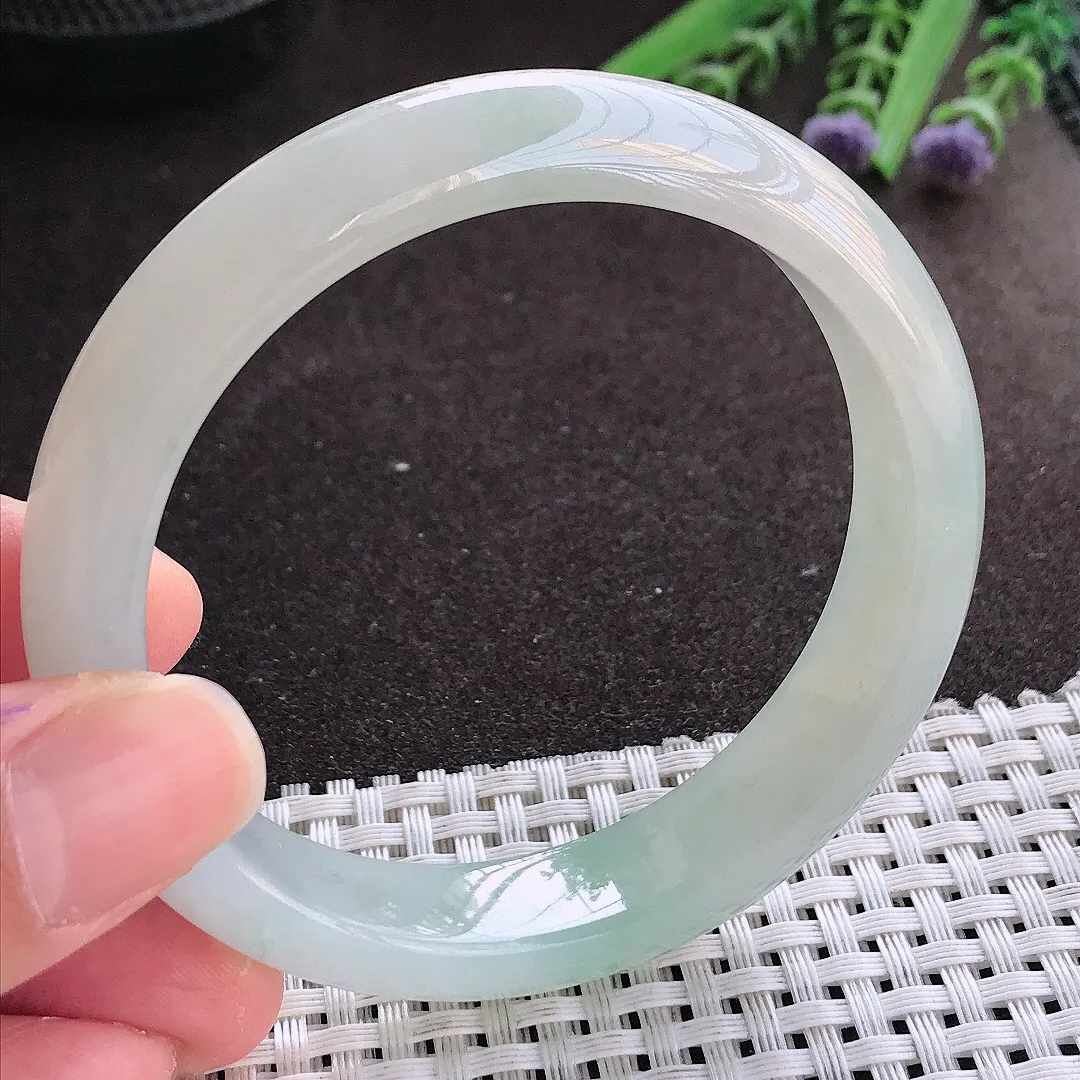 实拍翡翠A货58/13.1/8老坑冰胶水灵冰晴手镯翡翠玉镯女款百搭