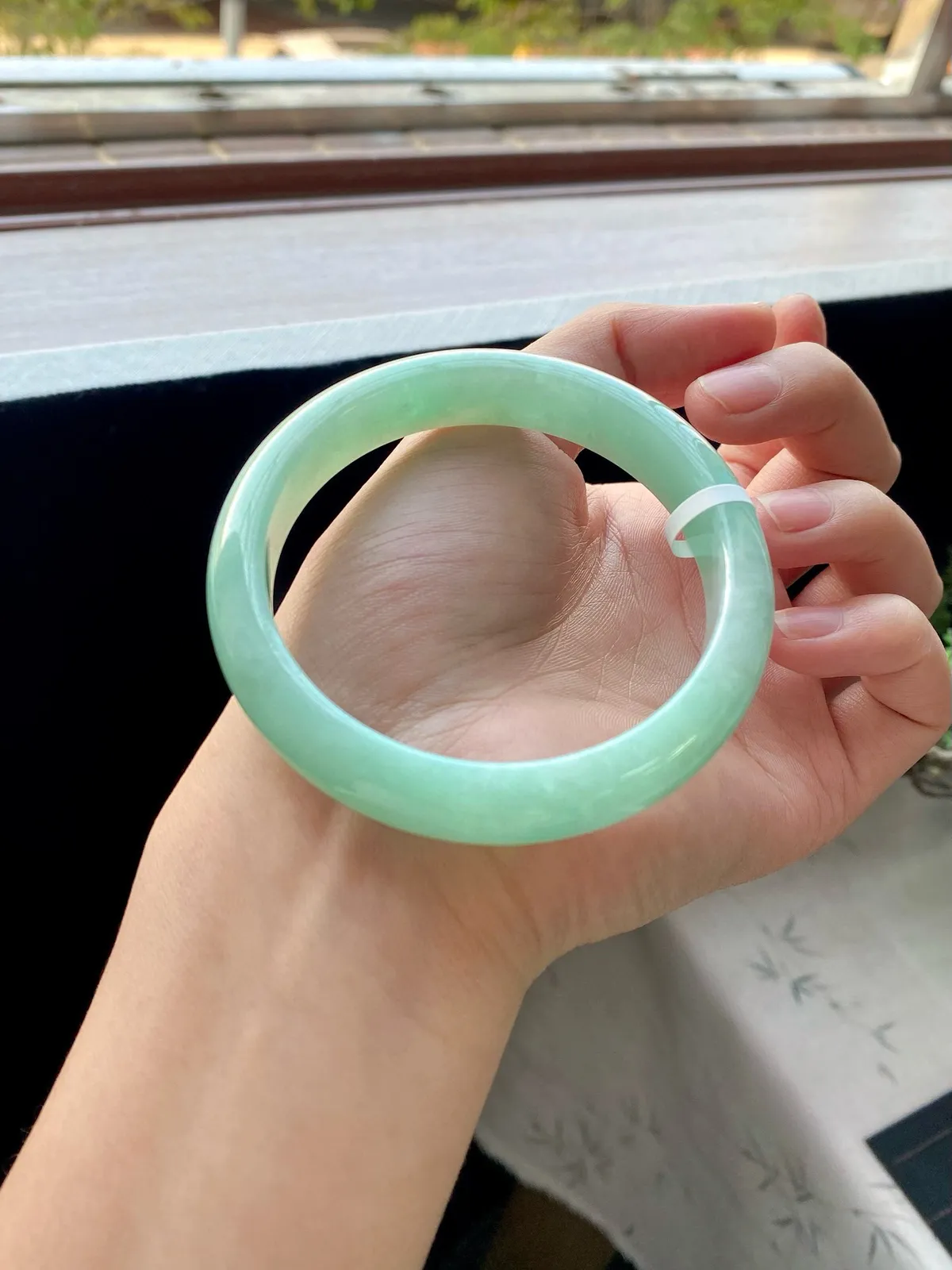 大圈口果绿洒金正圈
⭕️60-12.5-7.8