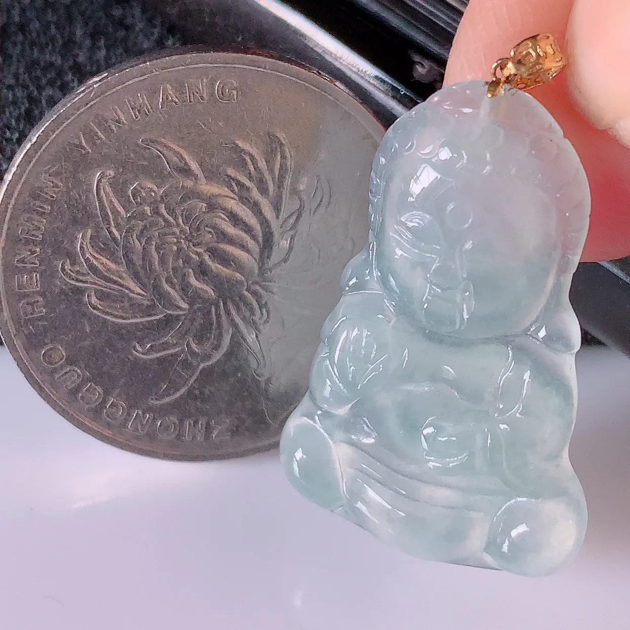 18K金镶嵌冰种翡翠保平安宝宝佛吊坠，一生平安，玉质莹润，佩戴佳品，#49.10