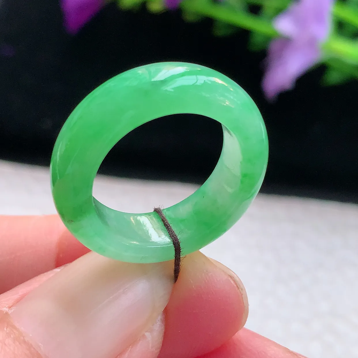 lz实拍16.8*6.6*4缅甸翡翠满绿戒指 16.8内径玉指圈女款戒圈指环