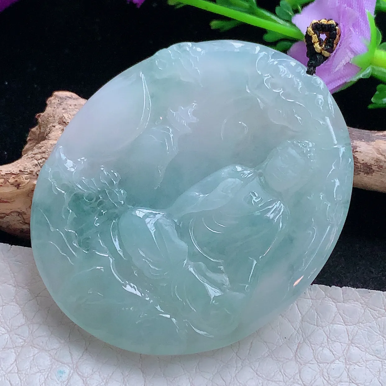 kh实拍52*44*5.8缅甸翡翠精雕阿弥陀佛玉坠 生肖守护神