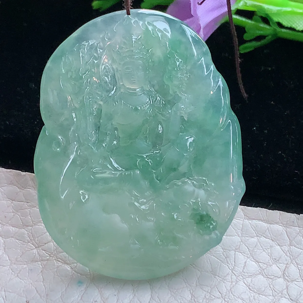 Ktj实拍45.8*35.8*5.3天然缅甸翡翠精雕冰晴水文殊观音菩萨吊坠 生肖守护神