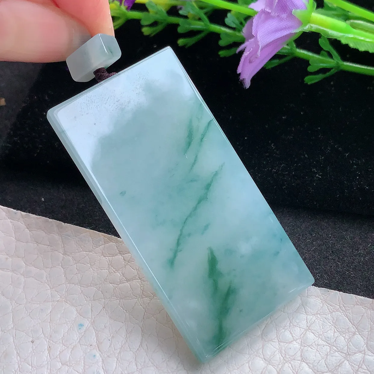 lz实拍53.6*27.5*5缅甸翡翠精雕冰飘花平安无事牌吊坠 无字素面牌玉坠