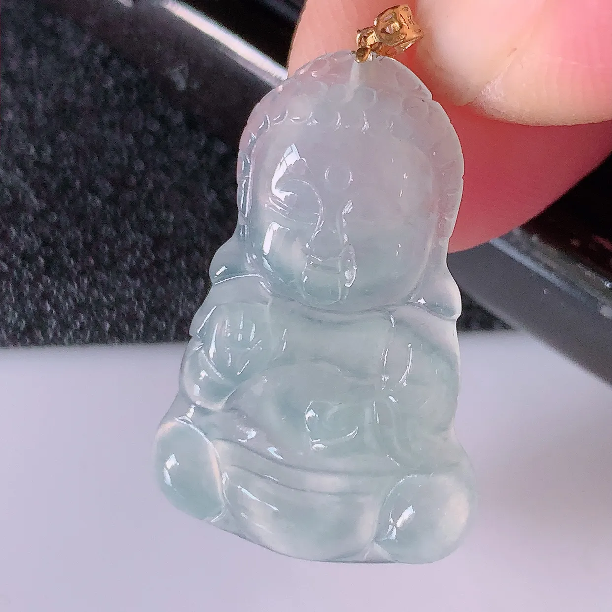 18K金镶嵌冰种翡翠保平安宝宝佛吊坠，一生平安，玉质莹润，佩戴佳品，#49.10