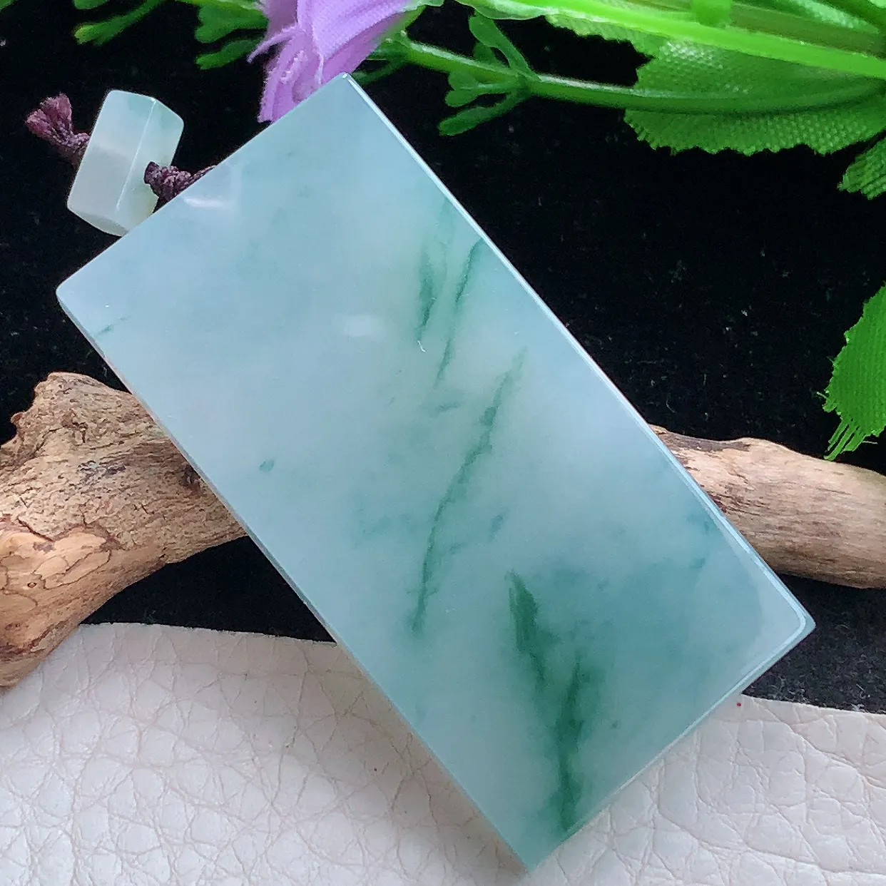 lz实拍53.6*27.5*5缅甸翡翠精雕冰飘花平安无事牌吊坠 无字素面牌玉坠