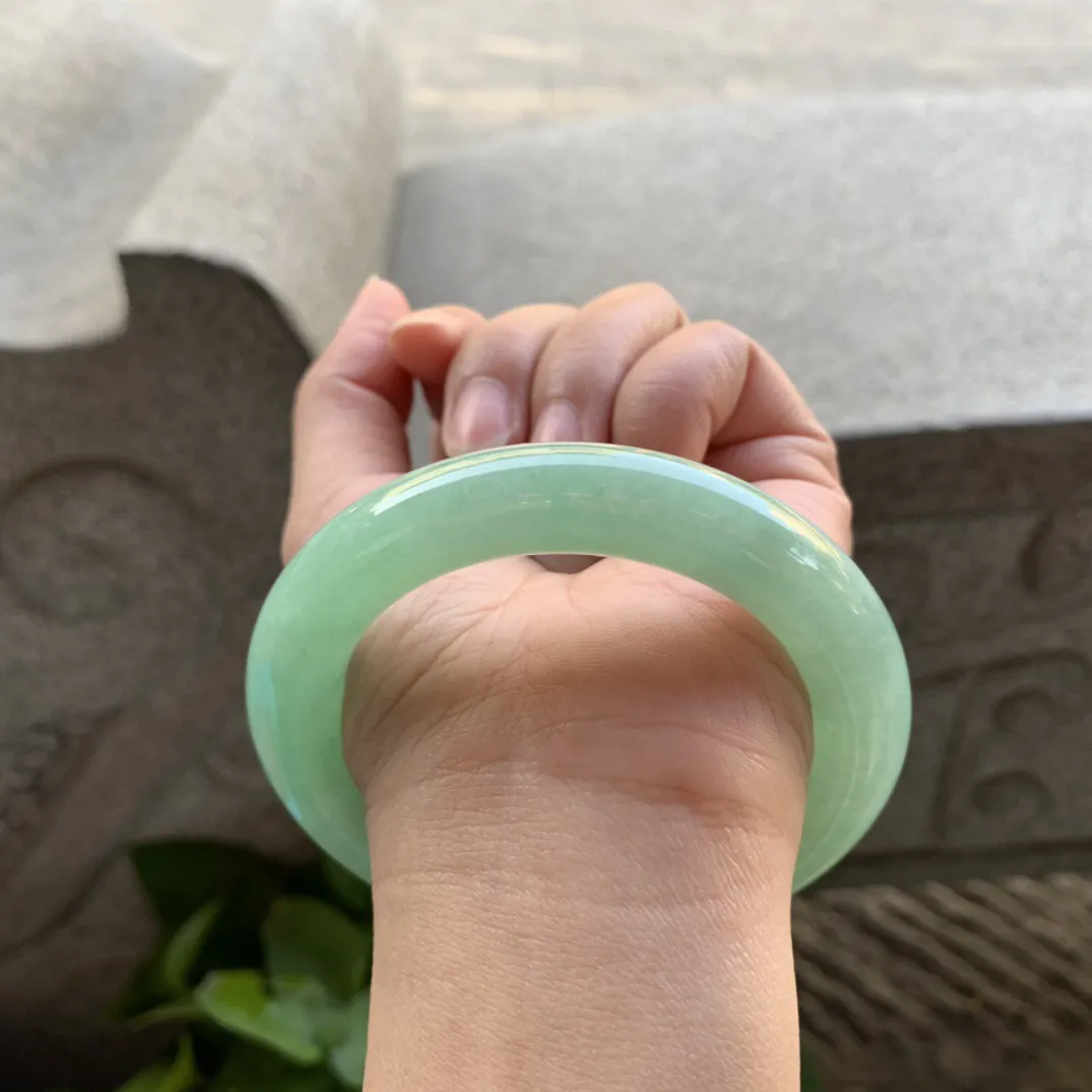 圈口56.8-12.1 【满绿圆条手镯】圆条56 57可戴