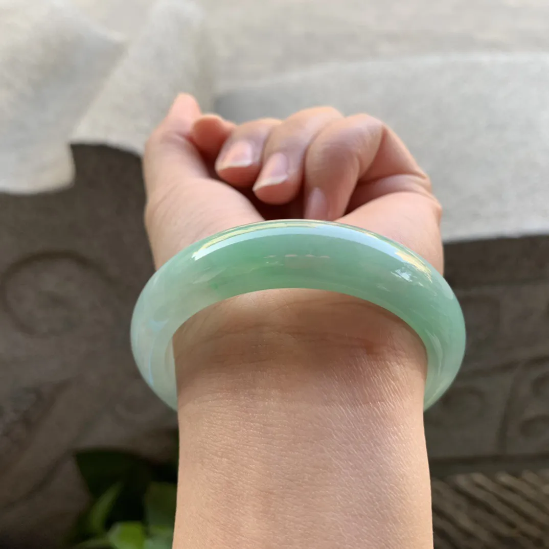 小圈口52.4-13.6-8.2 【冰果绿正圈手镯】正圈52 53可戴
