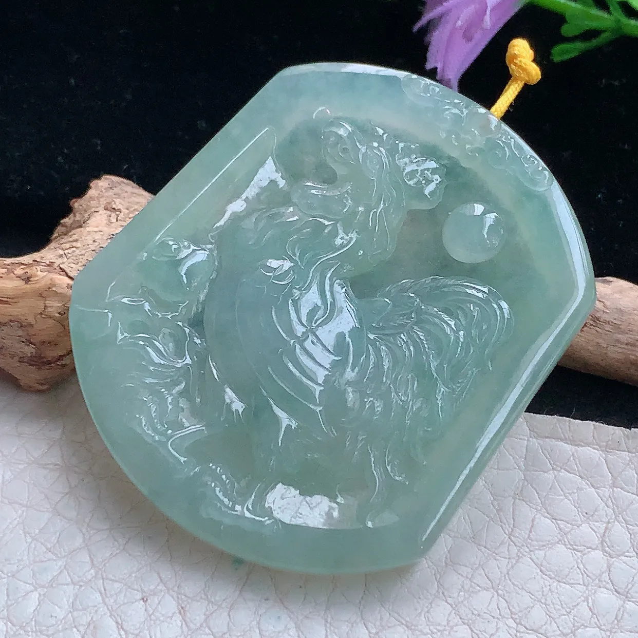 Ktj实拍50*42.6*6.3缅甸翡翠精雕冰透水绿生肖金鸡吊坠 生肖守护神