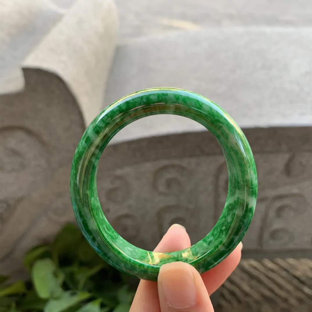 小圈口52.5-46.5-11.8-8.3 【满绿贵妃手镯】贵妃52 53可戴
