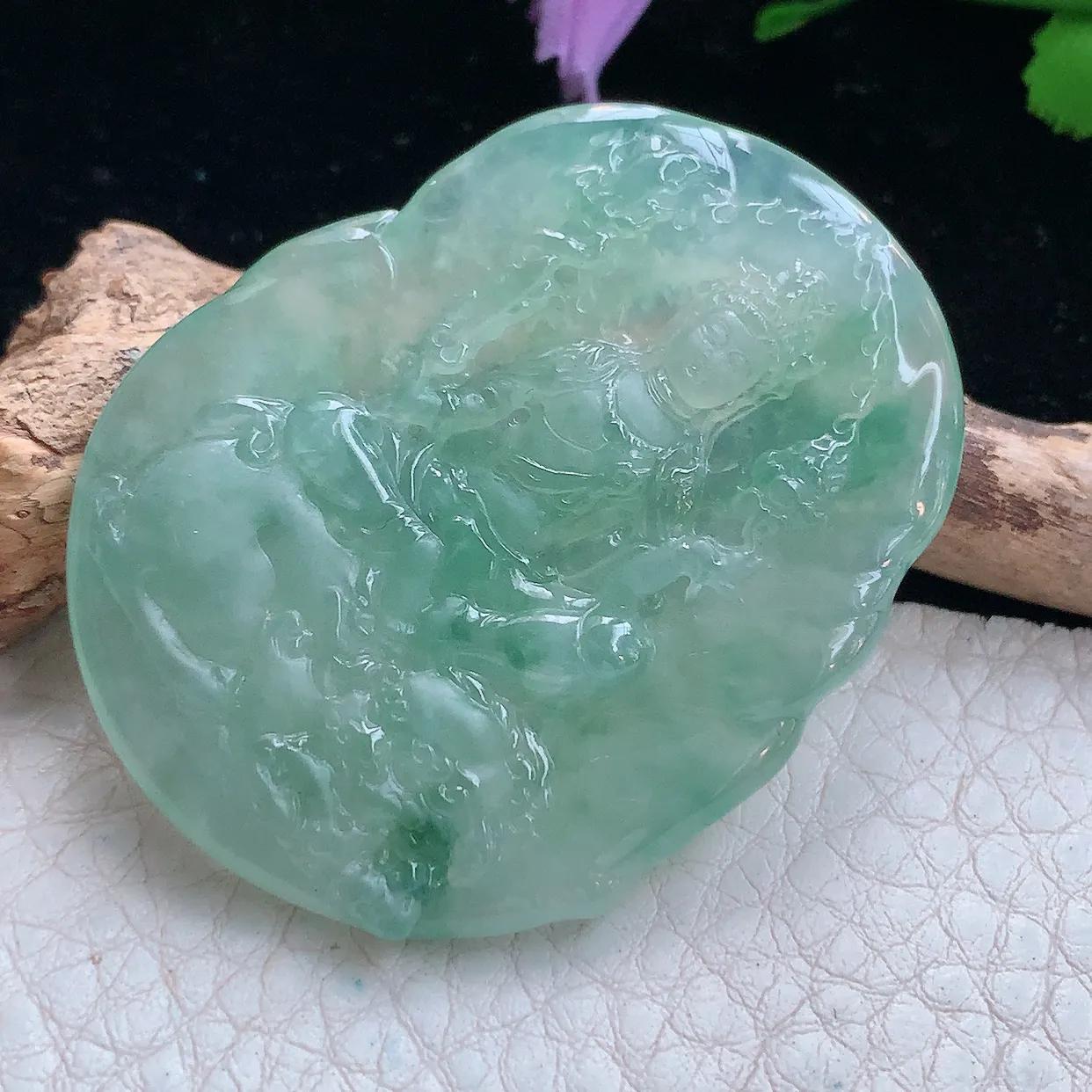 Ktj实拍45.8*35.8*5.3天然缅甸翡翠精雕冰晴水文殊观音菩萨吊坠 生肖守护神