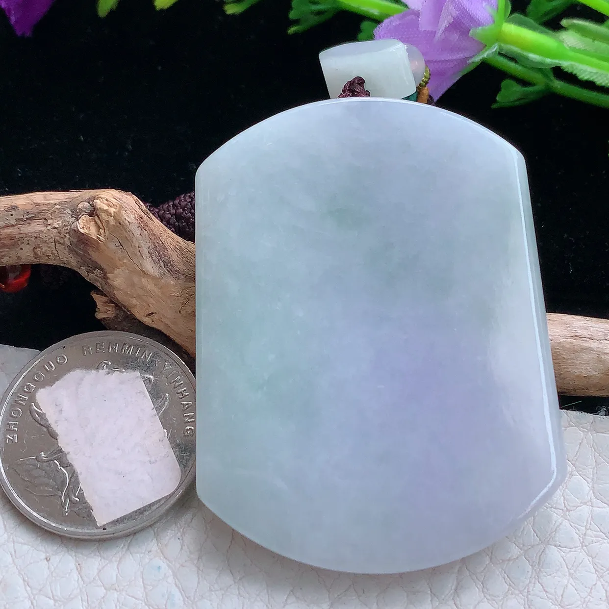 zen实拍54*41*6.2天然缅甸翡翠淡紫平安无事牌吊坠