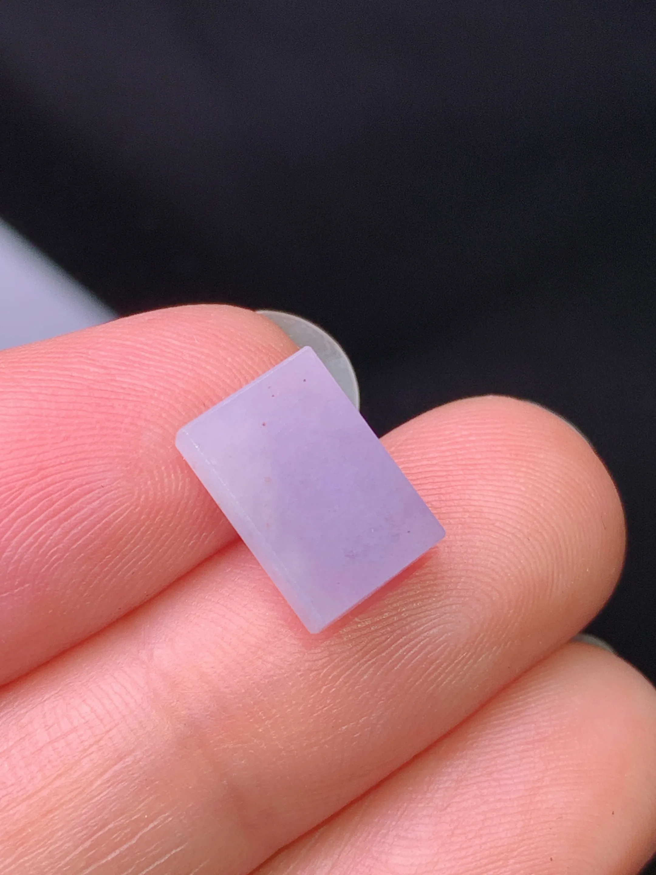 镶嵌款 紫罗兰玉柱 玉质细腻 色泽艳丽清新 整体尺寸10.9*7.5*4