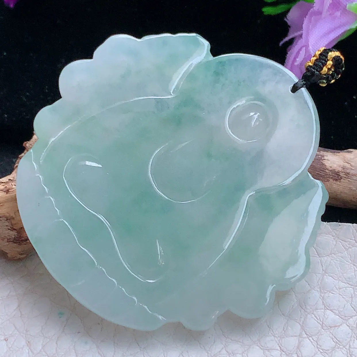 kh实拍51.6*51*6缅甸翡翠精雕花开见佛玉坠 坐莲观音菩萨