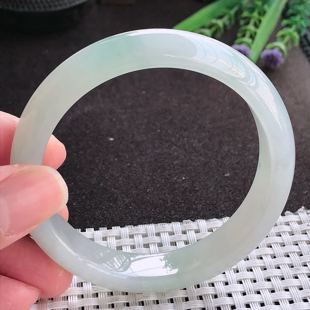 实拍翡翠A货58/13.1/8老坑冰胶水灵冰晴手镯翡翠玉镯女款百搭