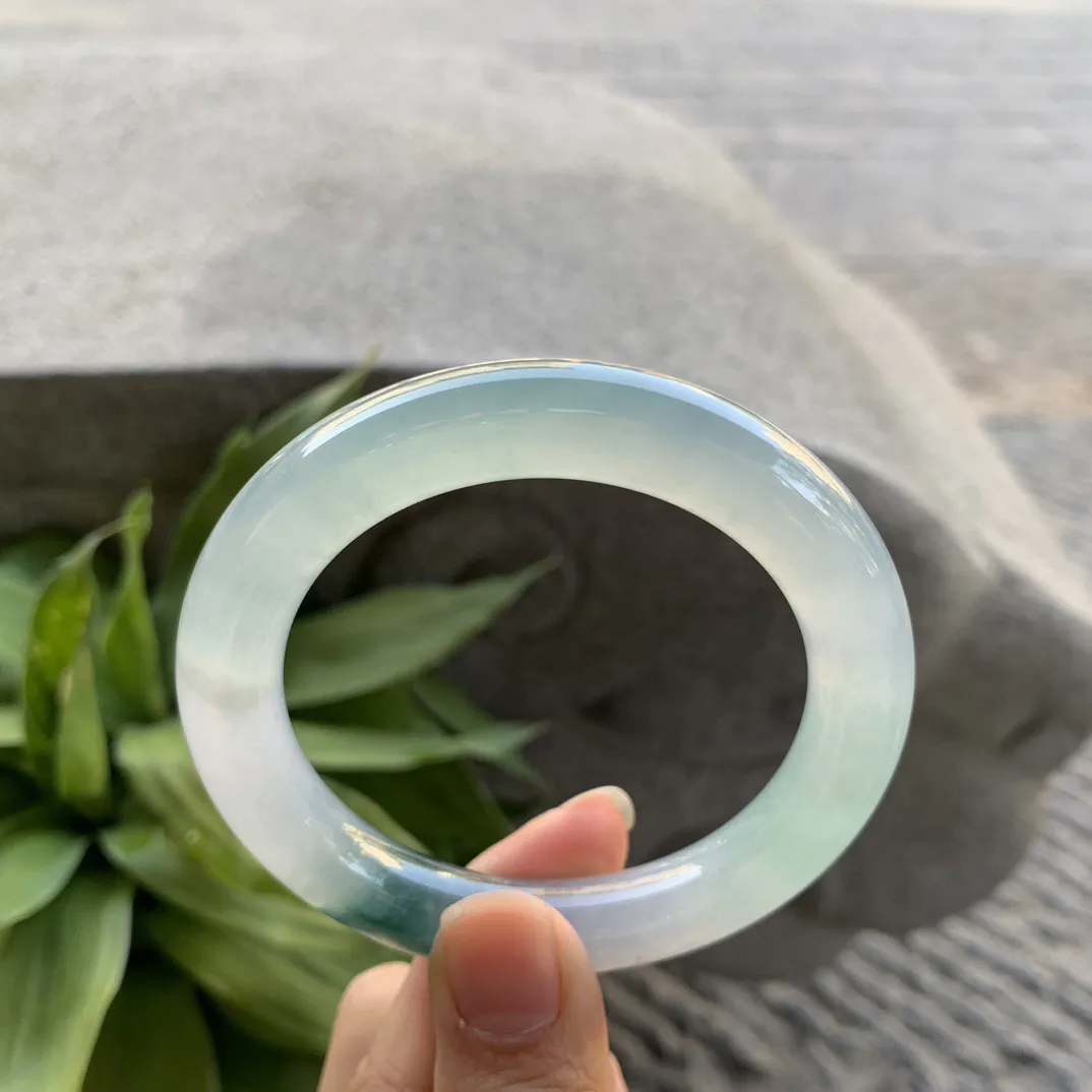 圈口55.6-10.6 【高冰飘花圆条手镯】圆条55 56可戴