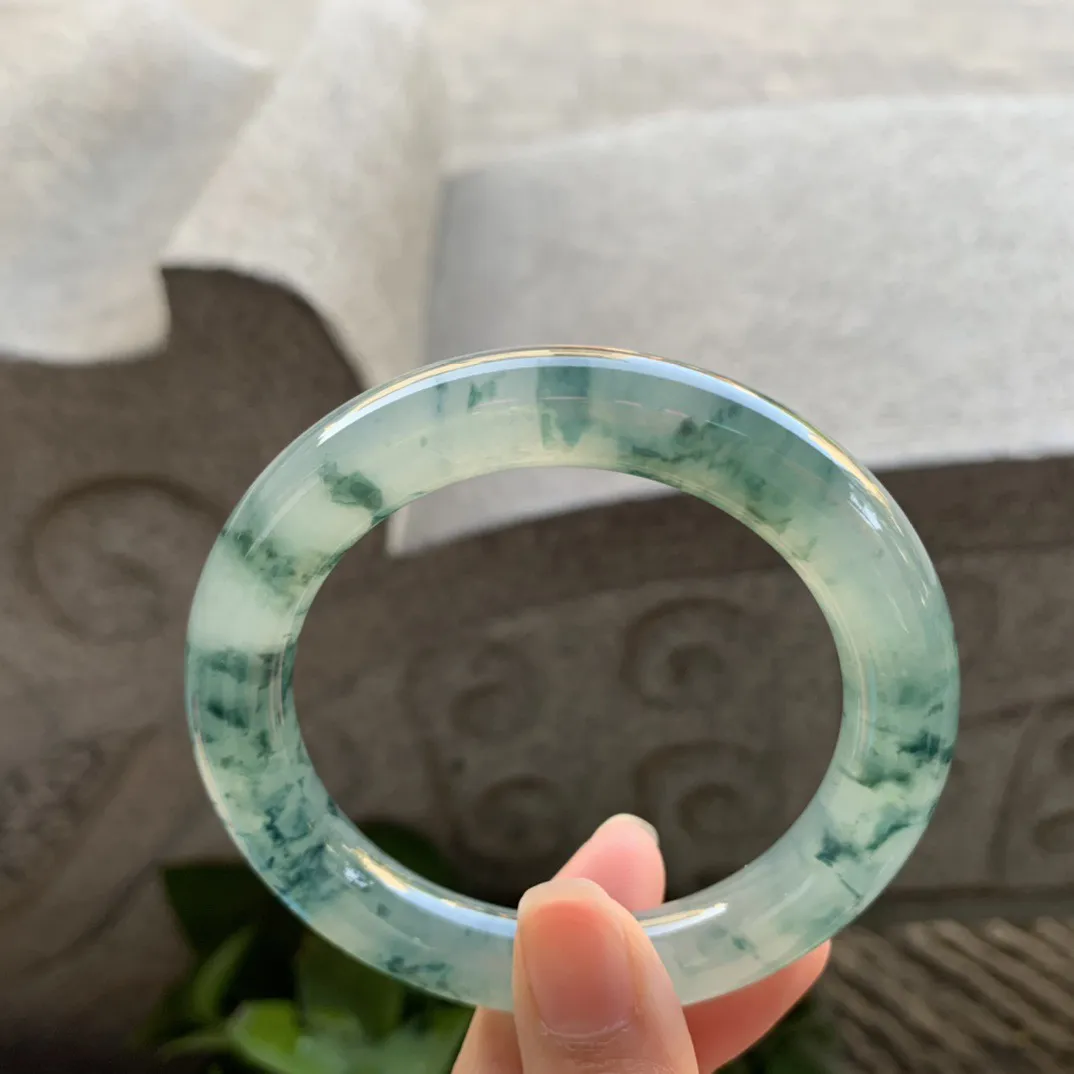 圈口  55.8-10.7【高冰飘花圆条手镯】圆条55 56可戴