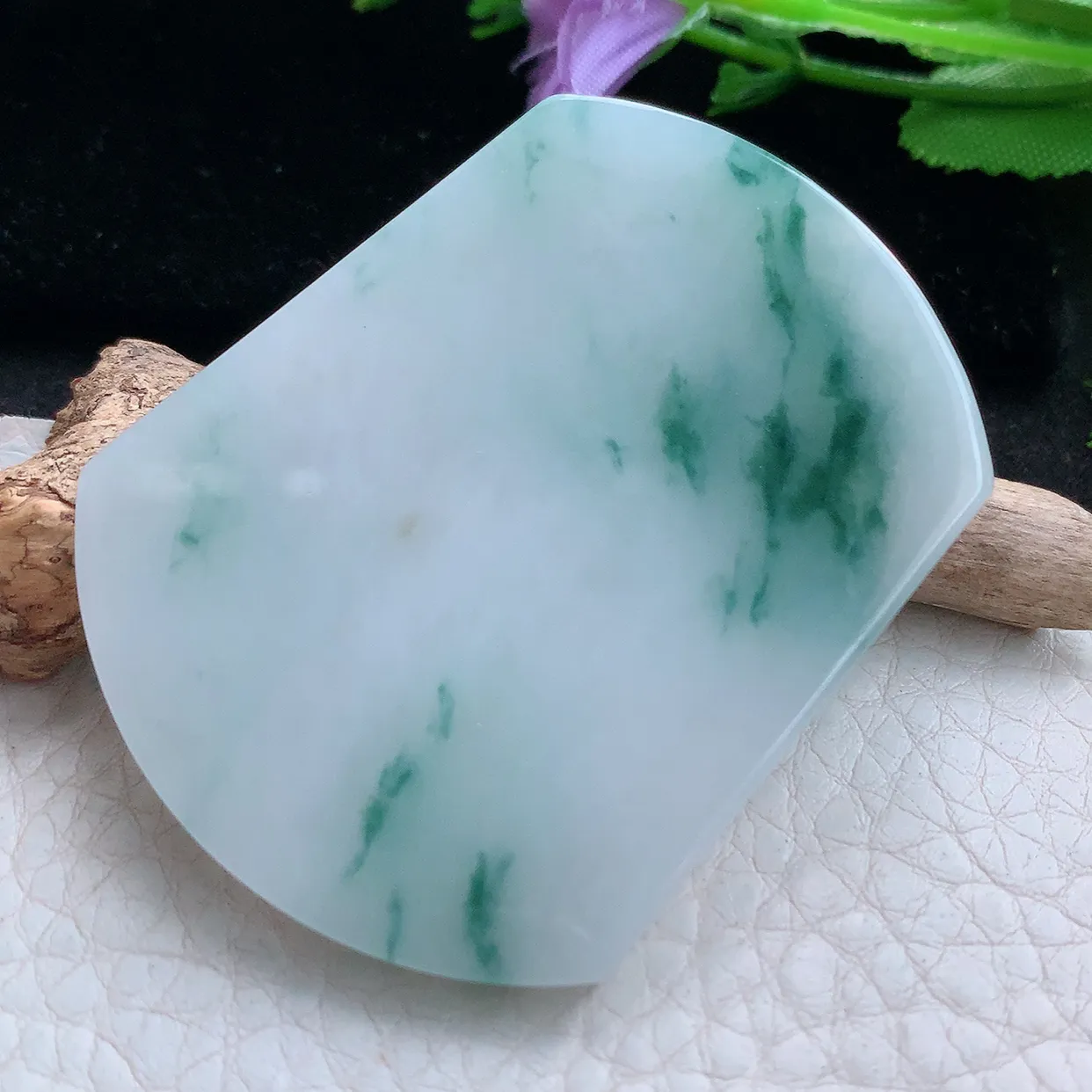 zen实拍55*43*4.8天然缅甸翡翠飘花平安无事牌吊坠 无字牌