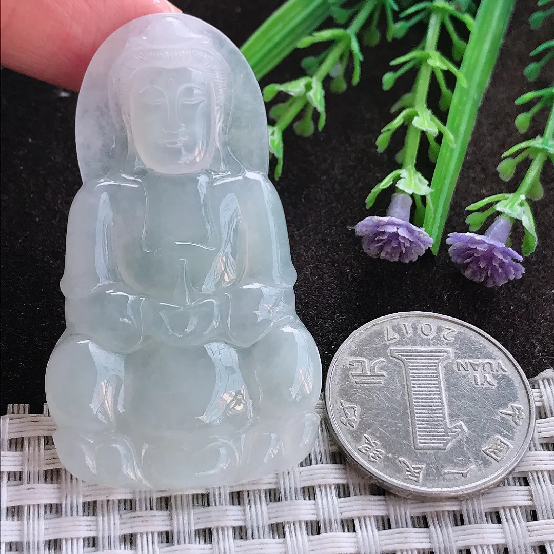 实拍A货翡翠56/31.8/4.8老坑冰润起胶月光白正装观音吊坠翡翠挂件