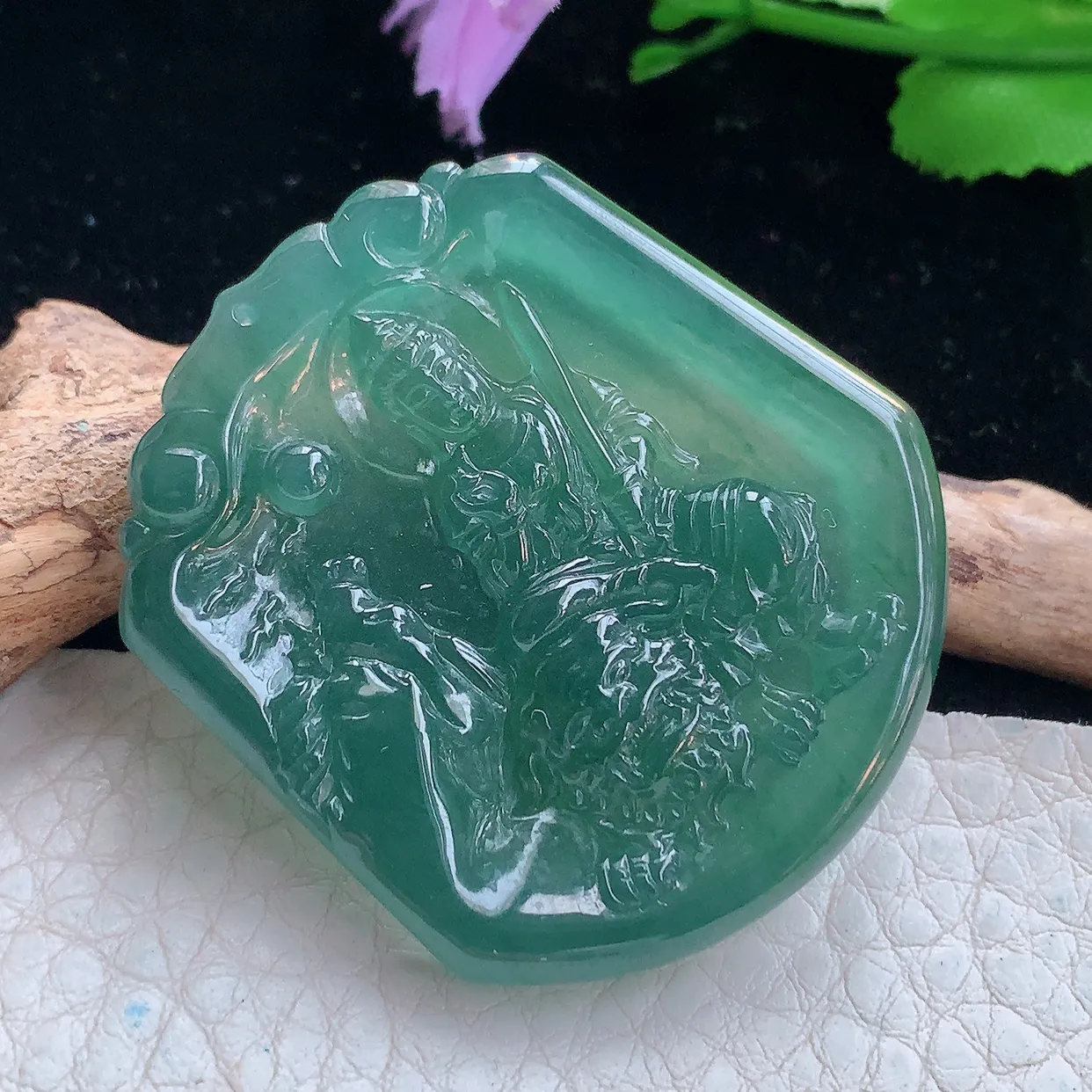 Ktj实拍41.2*36.2*5天然翡翠精雕蓝水文殊观音菩萨吊坠 生肖守护神